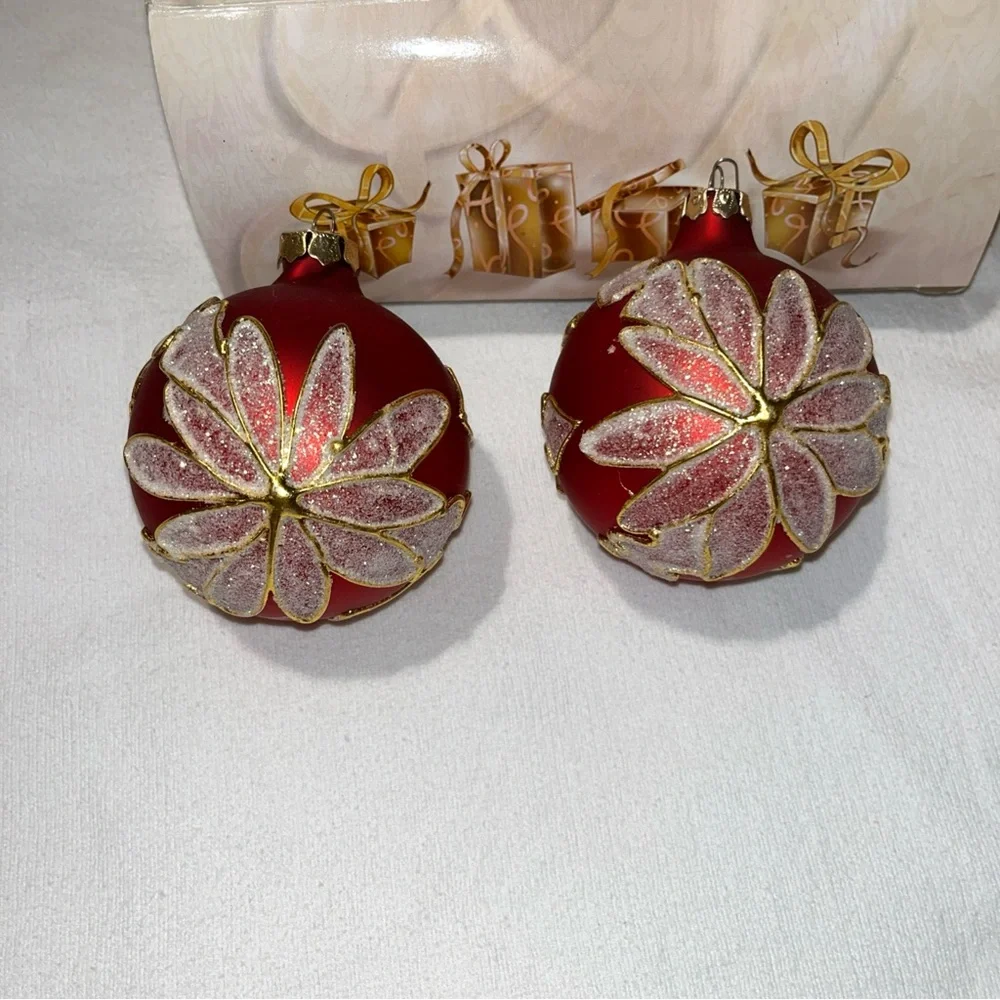 Vintage Red & sparkling Holiday Ornaments Set - Picture 5 of 15